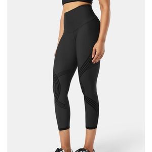 Fanka Body Sculpt 7/8 Leggings (Reversible Wear) Small Lavender